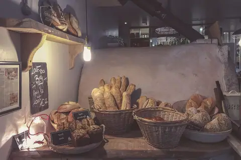 Two Magpies Bakery (Framlingham) photo 2