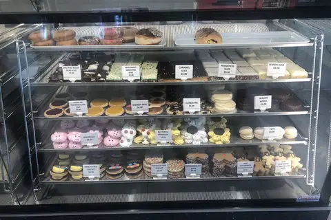 Two Magpies Bakery (Framlingham) photo 1